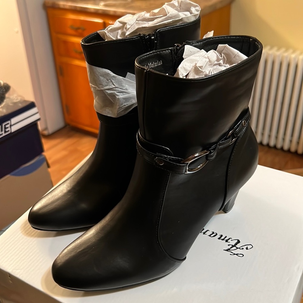 ANDA DiLAURIE BOOTIES
